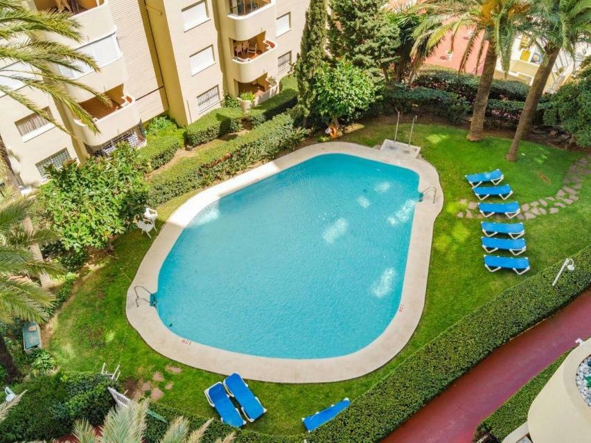 Urbanizacion Puerto Paraiso Estepona Exterior foto