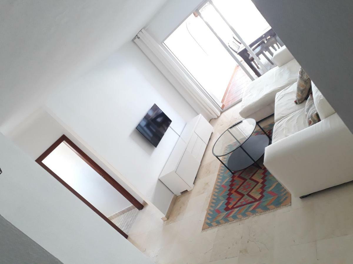 Urbanizacion Puerto Paraiso Estepona Exterior foto